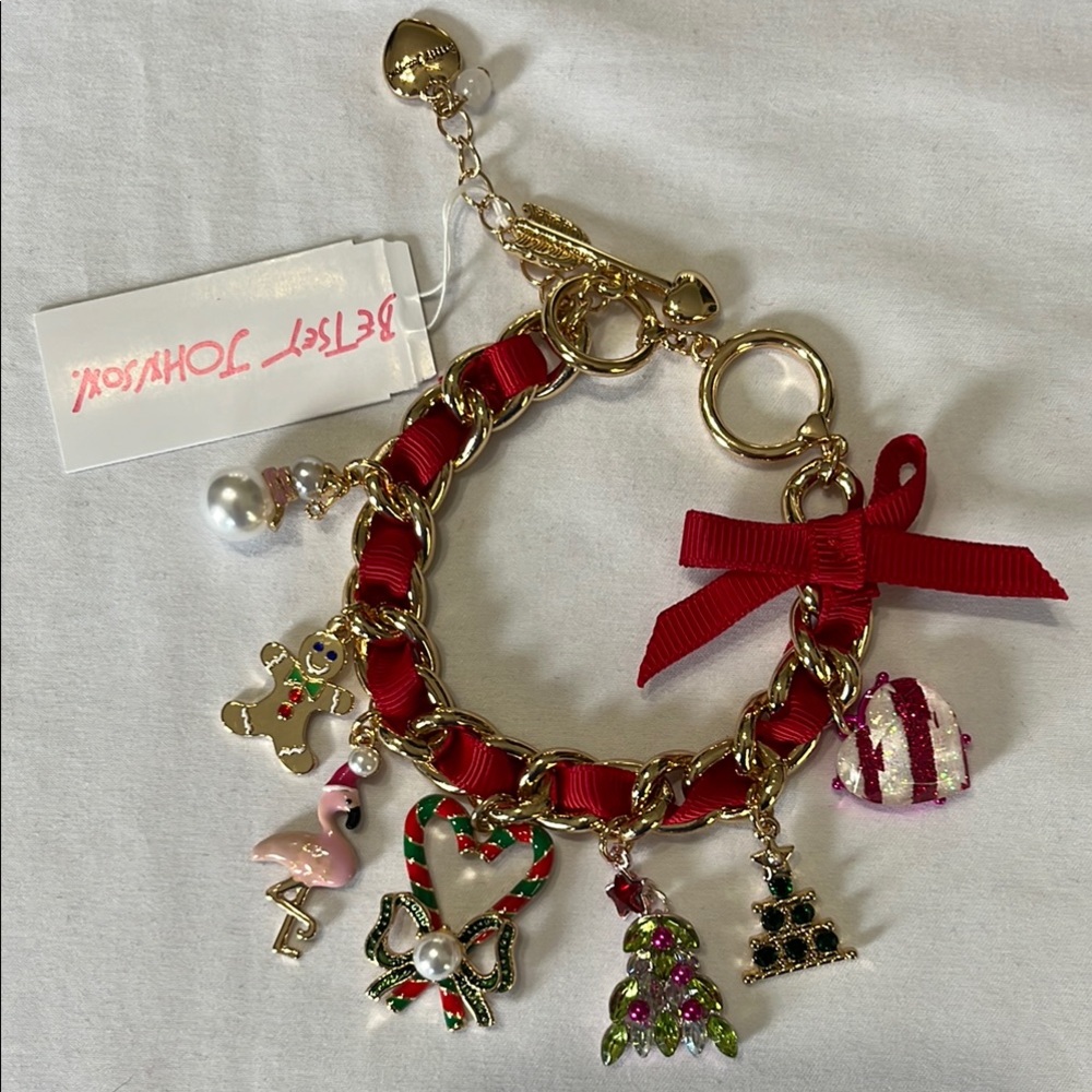 Betsey Johnson Christmas Charms Toggle Bracelet Holiday Tropical NEW